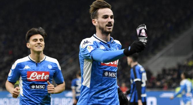 爱游戏娱乐平台 -今晨体能课后，那不勒斯内部沟通备战葡超，底气十足，高层口径保持一致(那不勒斯vs巴萨罗那)